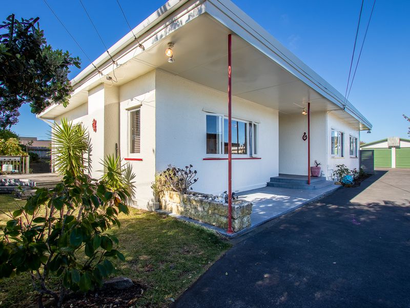 14 Mahana Road, Paraparaumu Beach