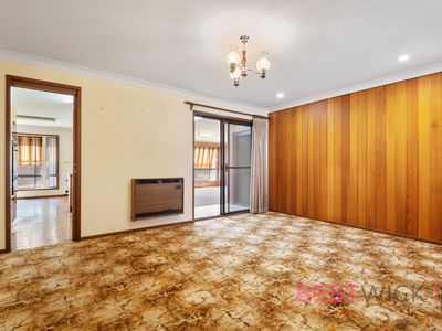 49 Violet Close, South Bathurst