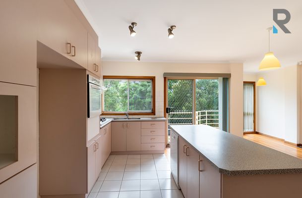 2 / 7 Hawick Court, Greenvale