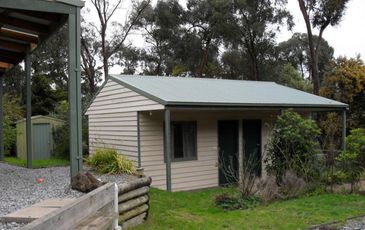 7 McArthur Road, Beaconsfield Upper