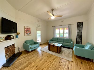 11 Johnson Street, Forbes