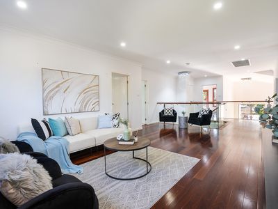 194 Kissing Point Road, Turramurra
