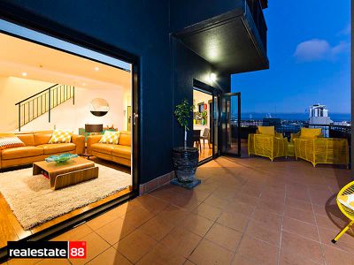 907 / 251 Hay Street, East Perth