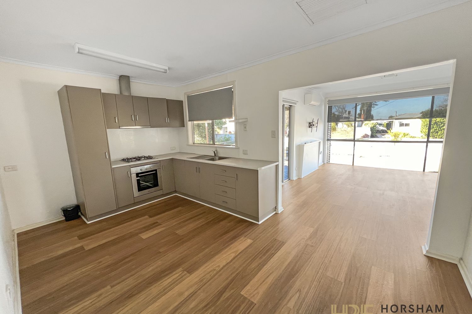 38A Federation Avenue, Horsham