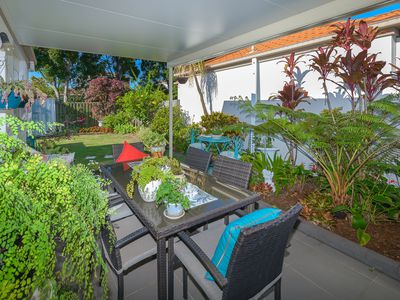 5 / 5 Chanell Close, Coombabah