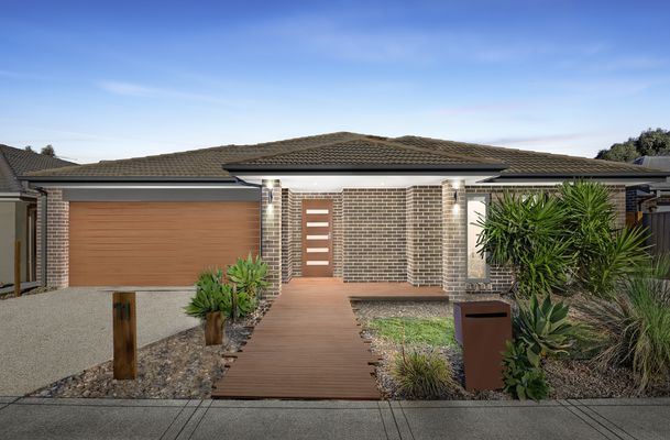 11 Sanctuary Circuit, Beveridge