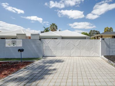9B Towton Street, Redcliffe