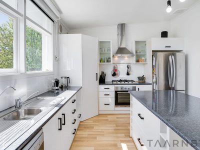 23 Chapel Road, Modbury North