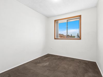 4 / 13 Peterborough Avenue, Lake Illawarra