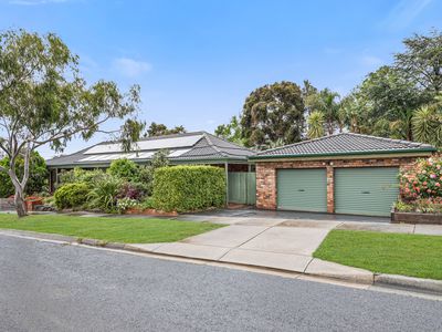 61 Somerset Drive, Dandenong North