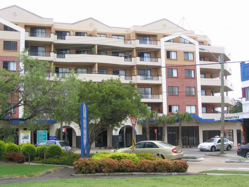 3 / 29 Fletcher, Campsie