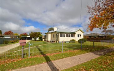 74 Ollera Street, Guyra