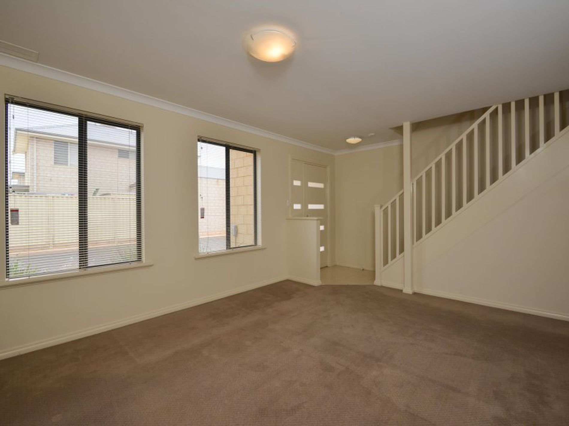 28 / 396 Hay Street, Kalgoorlie