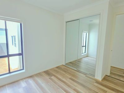 8 Lord Street, Thornhill Park