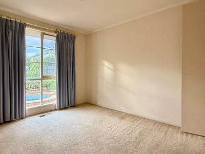 10 Bennett Street, Deepdene