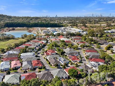 9 / 11 Eden Court, Nerang