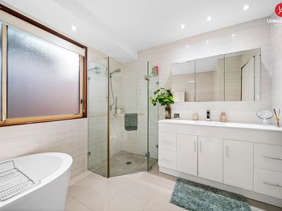 14 Wallis Crescent, Cecil Hills