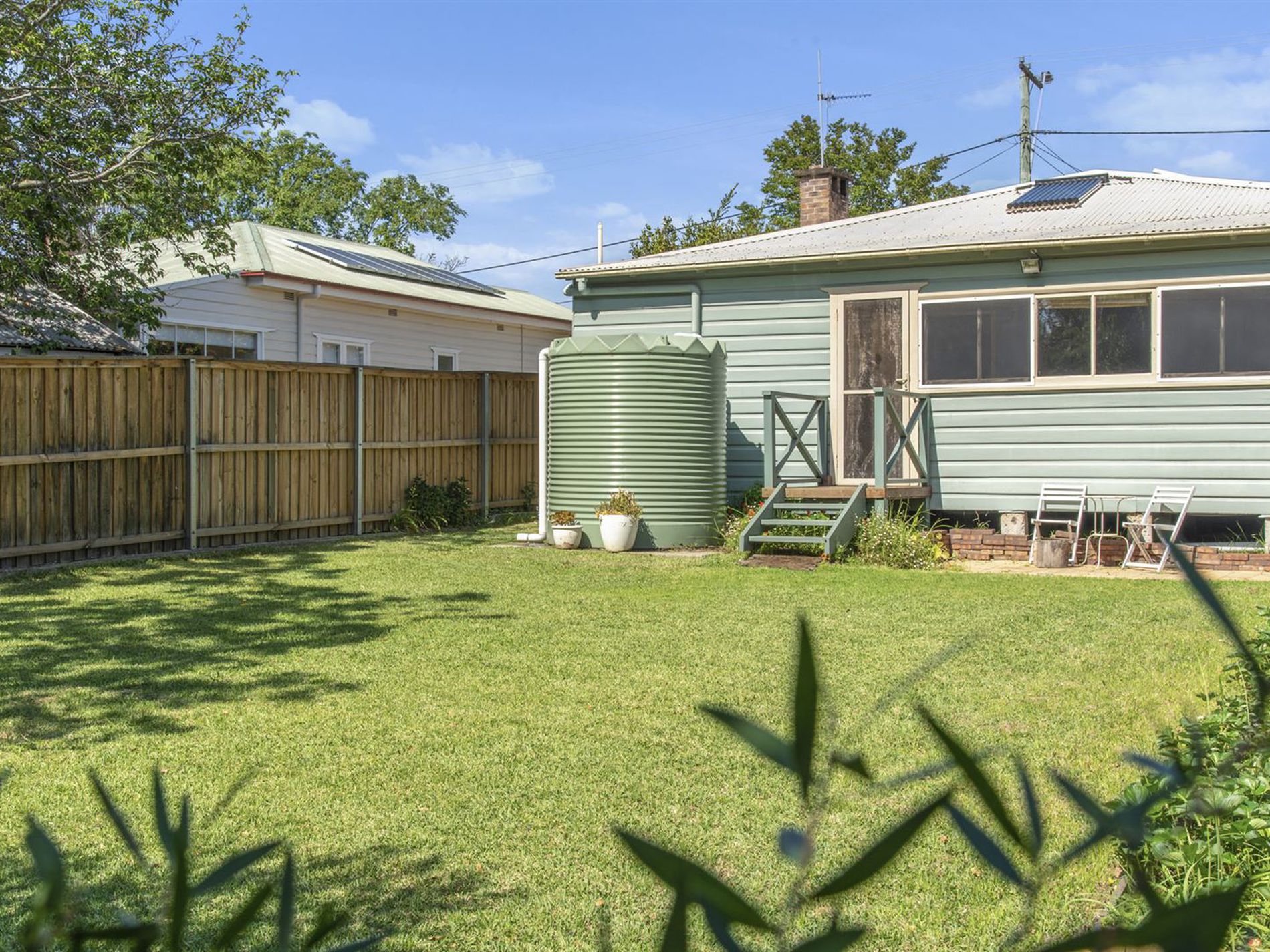 52 Princes Highway, Milton