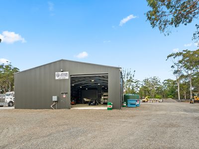 30 Woollamia Road, Falls Creek