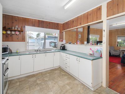 15 Gregory Avenue, Deception Bay