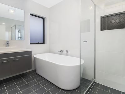 4 Wear Street, Oran Park