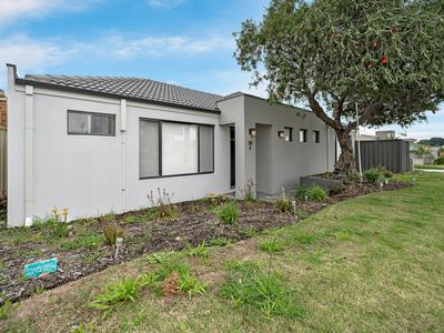 33A Stroughton Road, Westminster