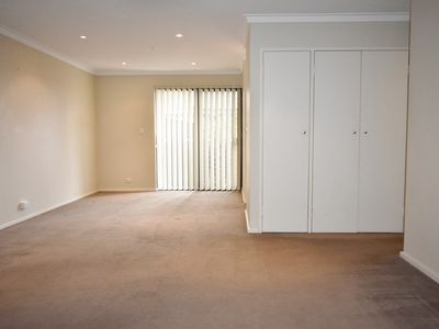 8/31 Stanley Street, Scarborough