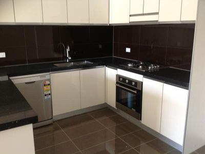 7 / 44 Myers Street, Geelong