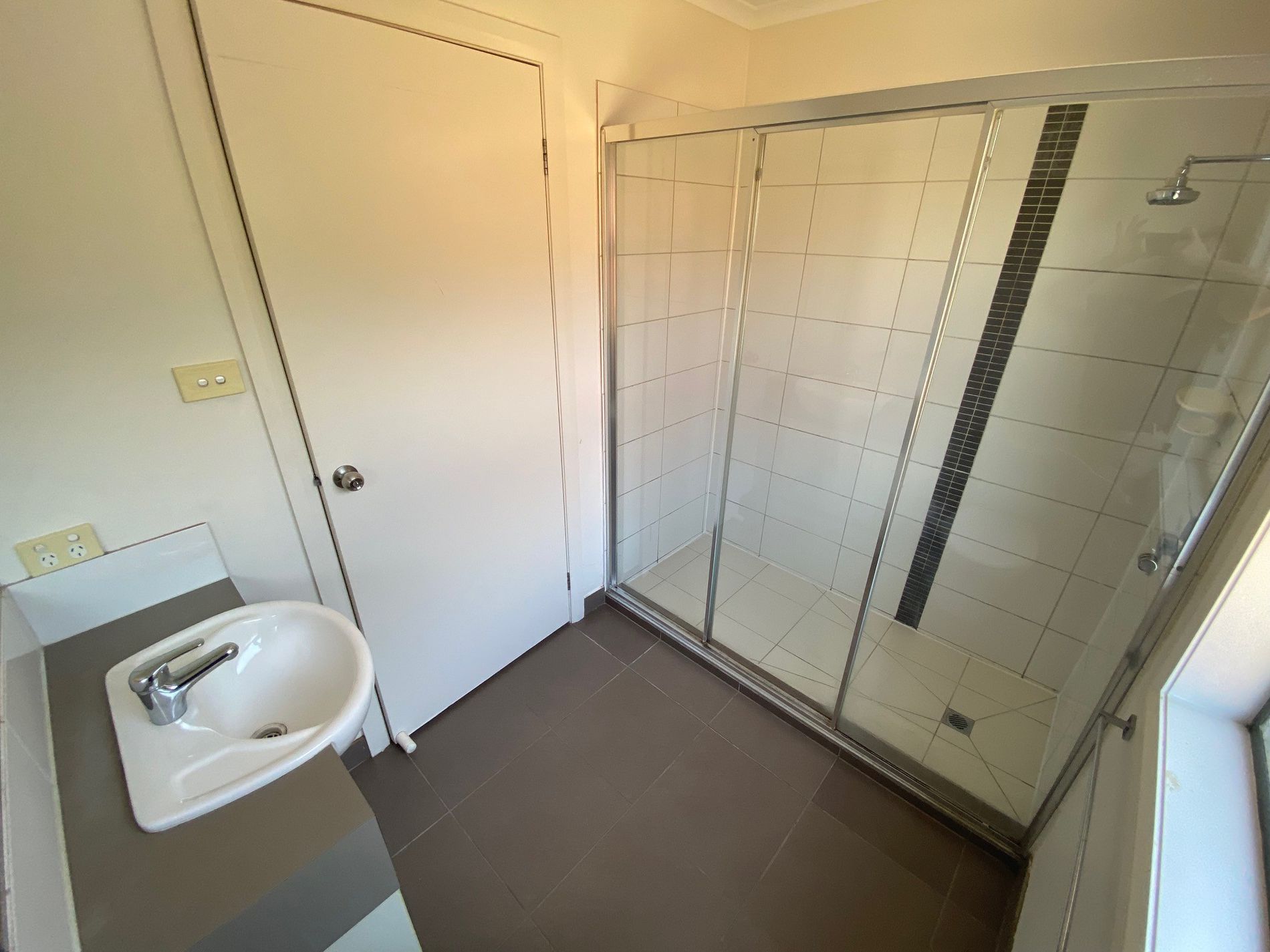 10 / 25 Deutgam Street, Werribee