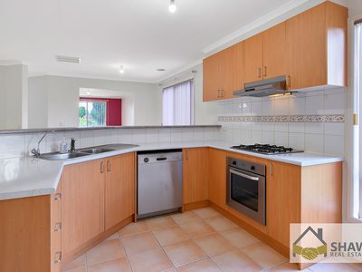 1 Pitanga Gardens, Werribee