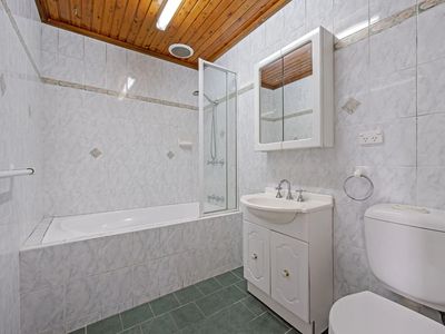 81 Supply Street, Dundas Valley