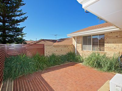 3/19 Drabble, Scarborough