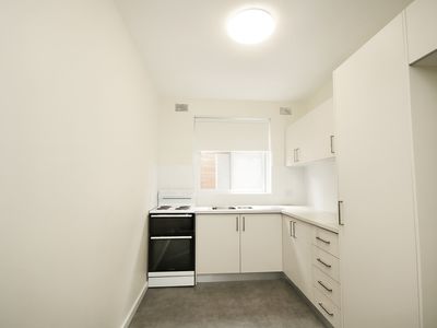 3 / 32 Hampden Road, Lakemba