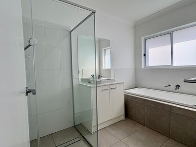 68 Balun Wy, Redland Bay