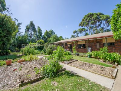 400 Yells Road , Moorak