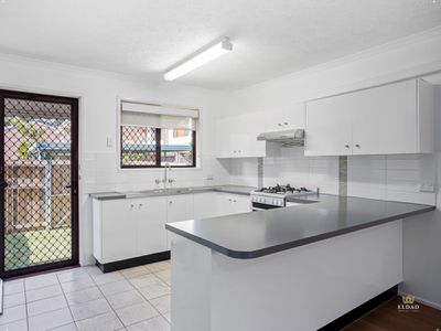 8 / 10 Palara Street, Rochedale South