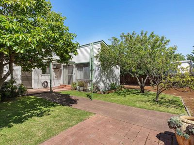 4 Lily Street, Braybrook