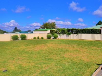 3 David Place, Kingaroy