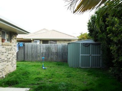 9 King Henry Court, Torquay