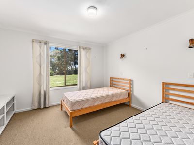 13 Railway Terrace North, Beachport