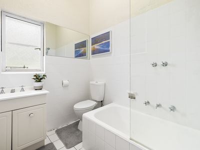 324 Bambra Road, Caulfield South