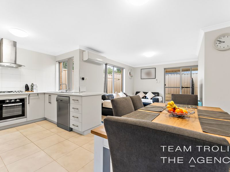 3 / 383 Carrington Street, Hamilton Hill