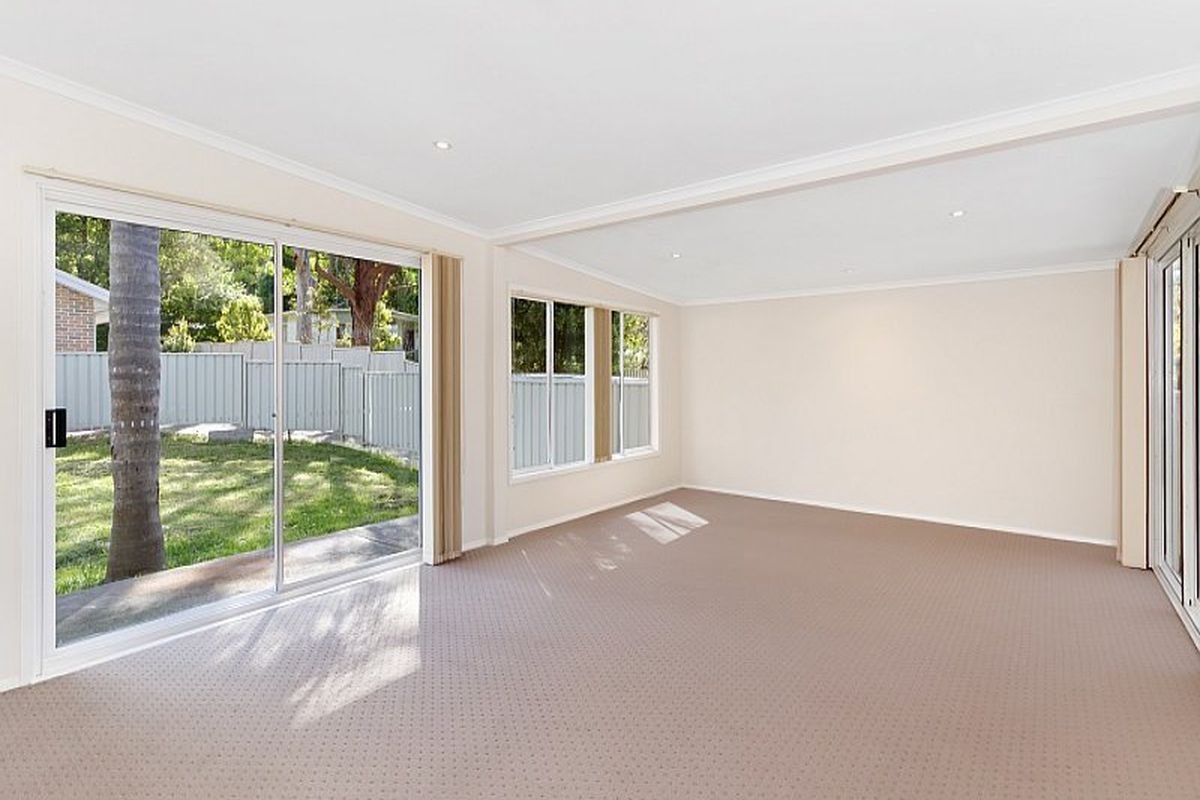 11 Lisarow Street, Lisarow
