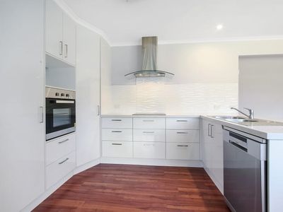 37 Hotham Cct, Thurgoona