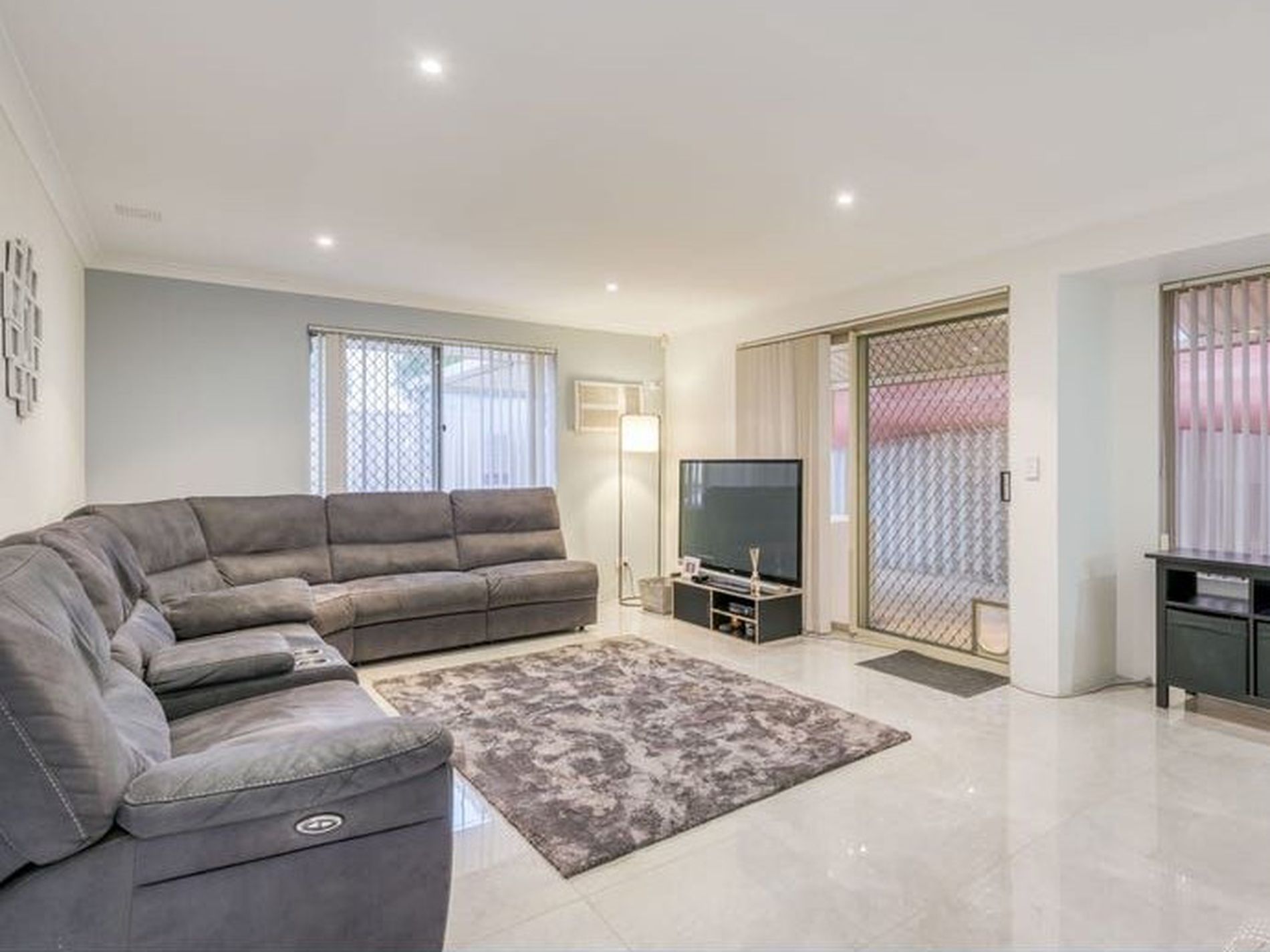 2 Weetman Cove, Cannington