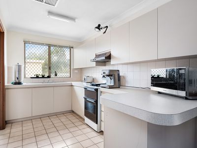 3 / 211 Hare Street, West Lamington