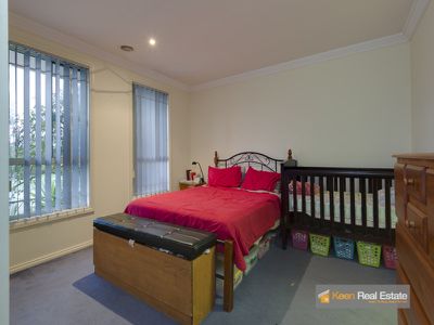 25 Strabane Way, Hampton Park