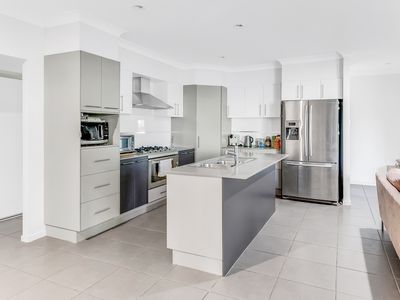 6 Thornton Court, Coomera