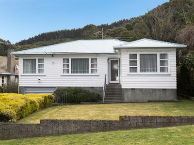 92 Chester Road, Tawa