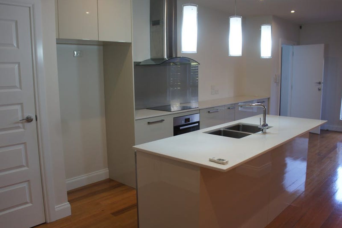 1 / 23 Keelall, Mawson Lakes